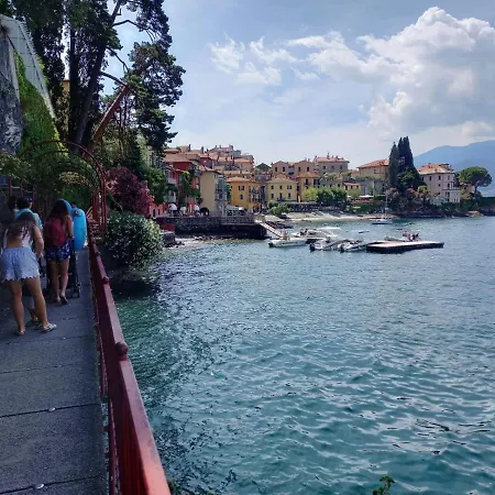 I Tre Oleandri Vakantiehuis Varenna
